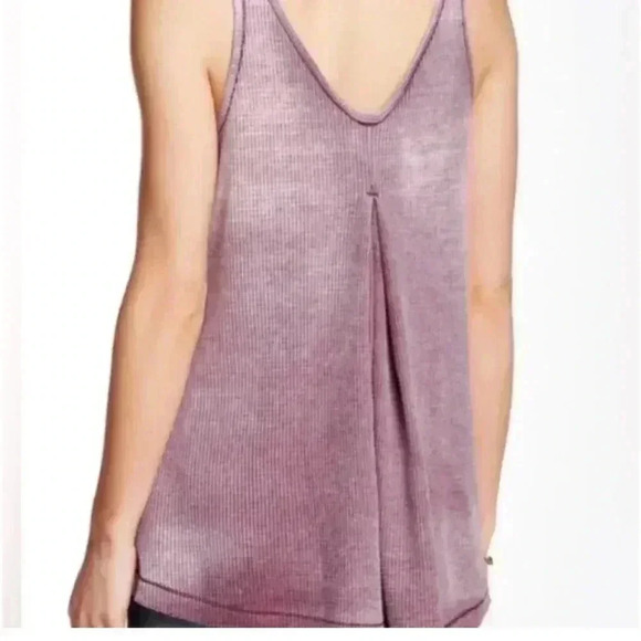 Free People We the Free Kitten Thermal Tank Size Small EUC - Picture 2 of 4